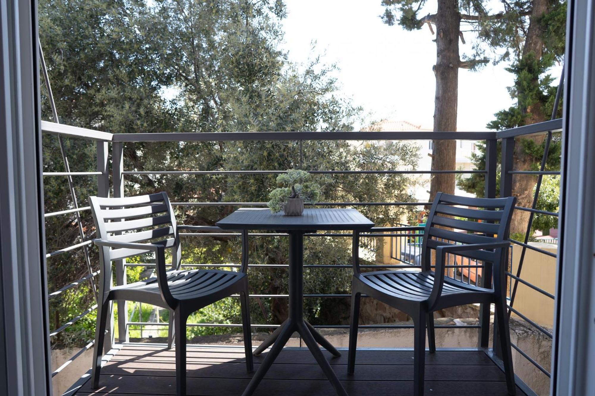Two Bedroom Apartment, Mytilene Lesvos Екстериор снимка