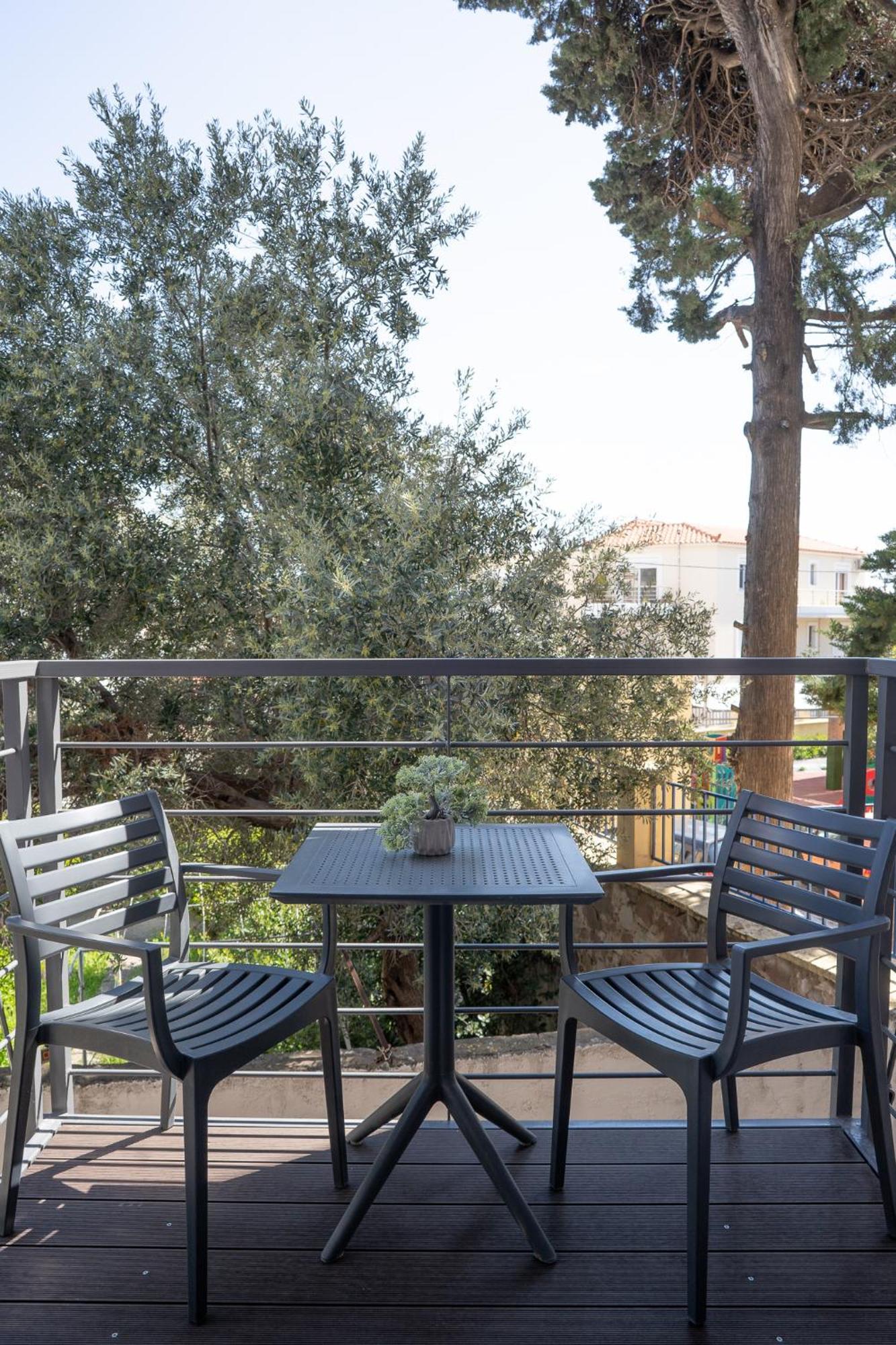 Two Bedroom Apartment, Mytilene Lesvos Екстериор снимка